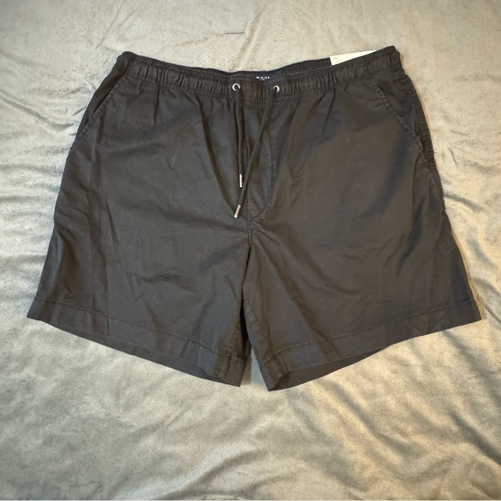 American Eagle Outfitters Black Shorts

#1122